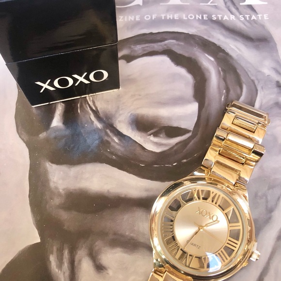 Women’s Gold-Tone XOXO Quartz Watch - Picture 10 of 13
